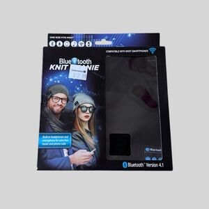 NWT Bluetooth Knit Beanie